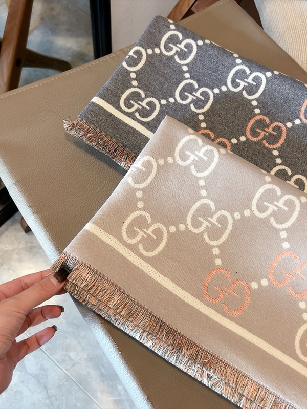 ブランドマフラー素材ディテール